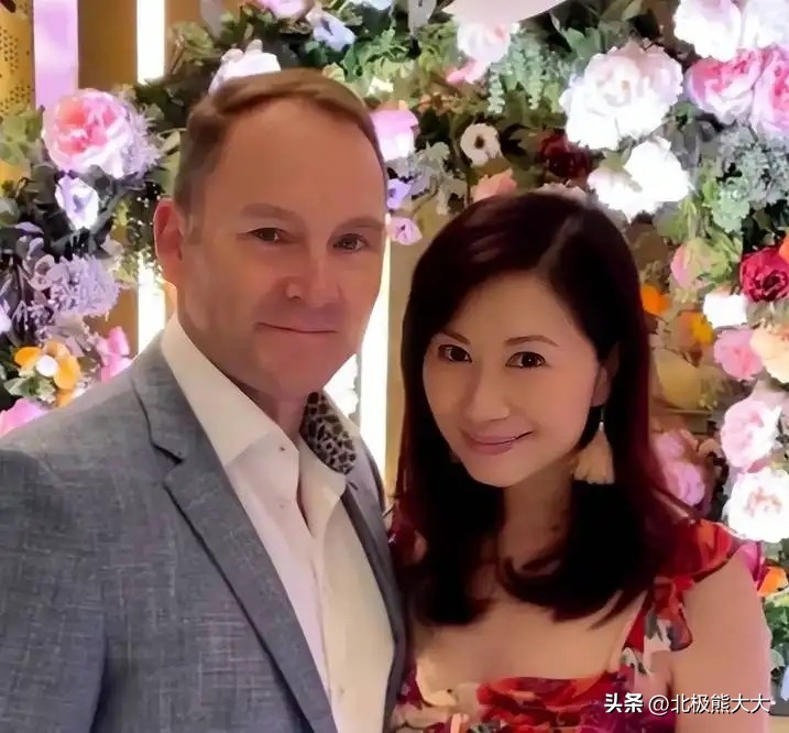 杨宝玲六福珠宝,六福珠宝创始人杨宝玲的丈夫