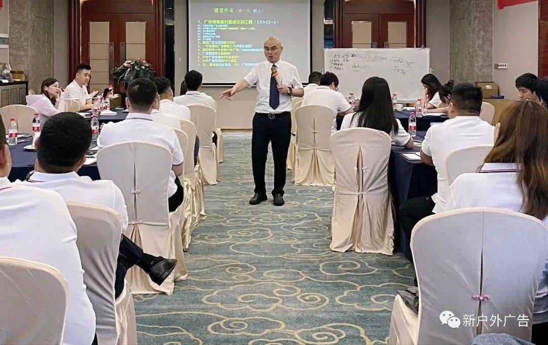 为什么很多人喜欢广告植入,户外led大屏广告的投放价值在哪里