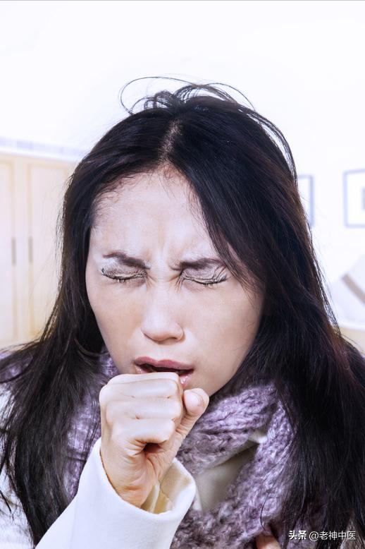 新冠风热咳嗽吃什么中药,感冒咳嗽喉咙痛吃什么中药方剂