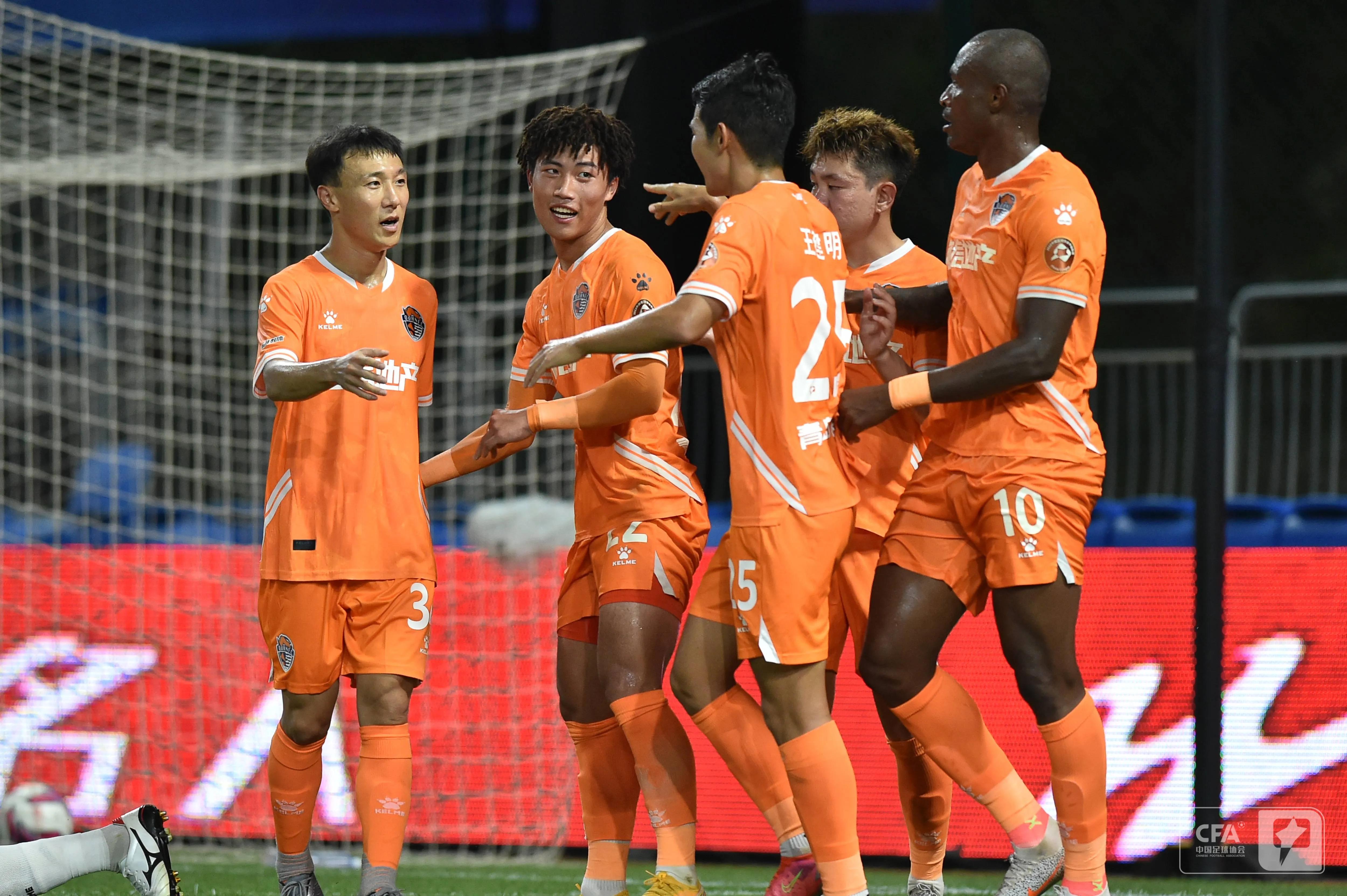 3-1中甲榜首易主四川九牛强势登顶,中甲最新积分榜九牛