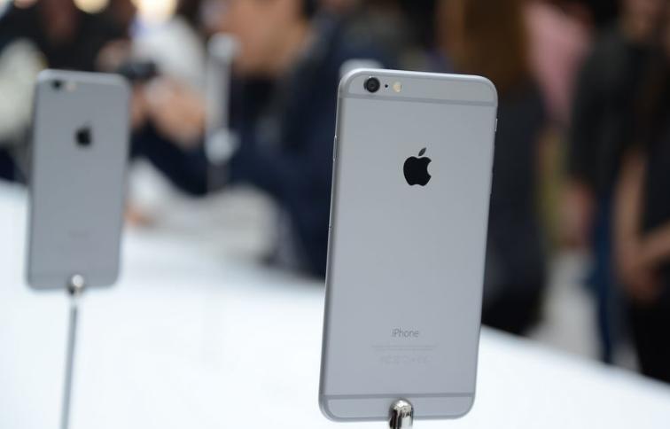 iphone6s一代钉子户,一代神机苹果6s淘汰原视频