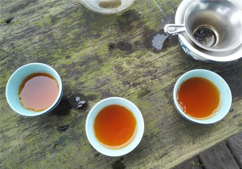 上海有个女子叫菊鞠