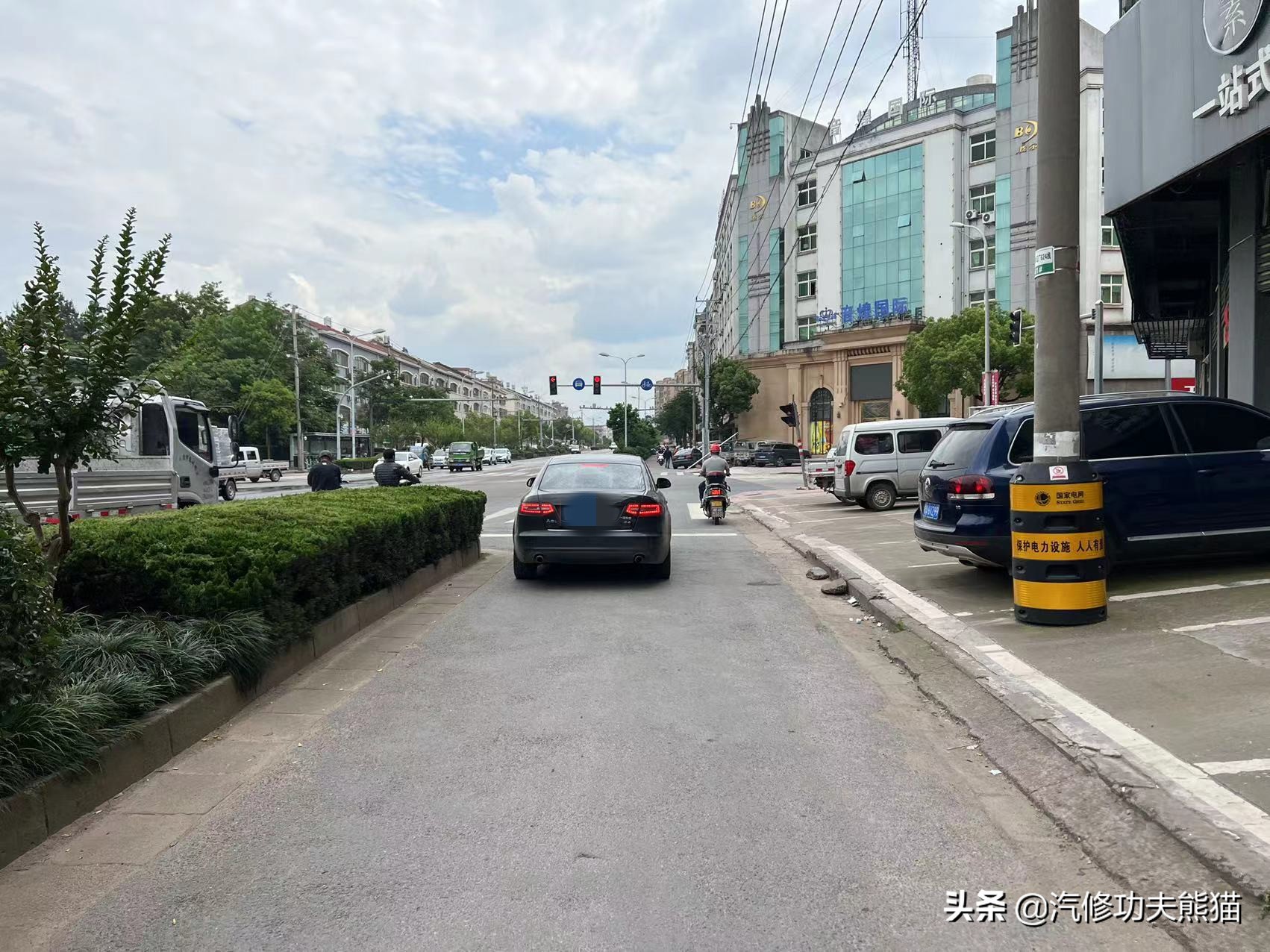 奥迪a6五百块钱,奥迪a65000公里烧一升机油维修