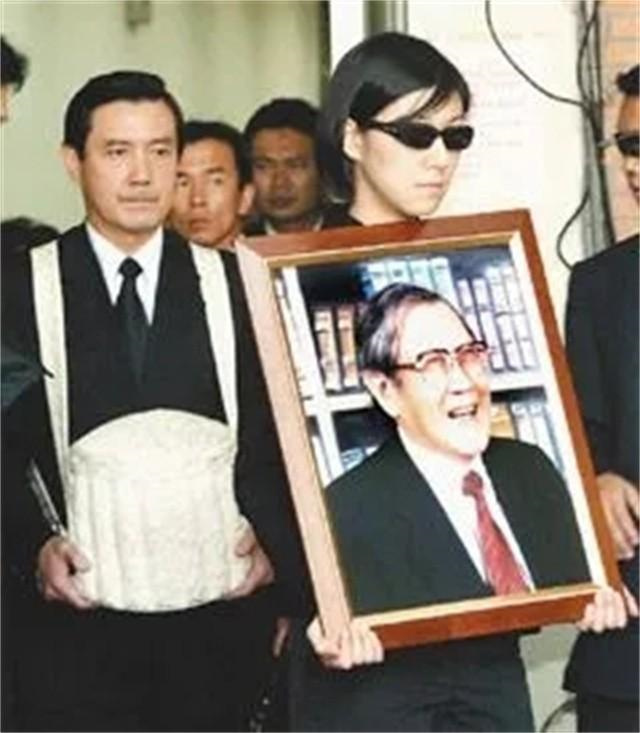 马英九：出生在香港，生活在台湾，祖籍湖南，和毛主席是同乡