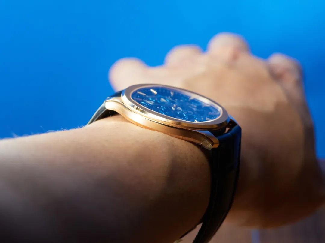 高定位无热炒，这个运动正装通吃的系列可谓样样能打