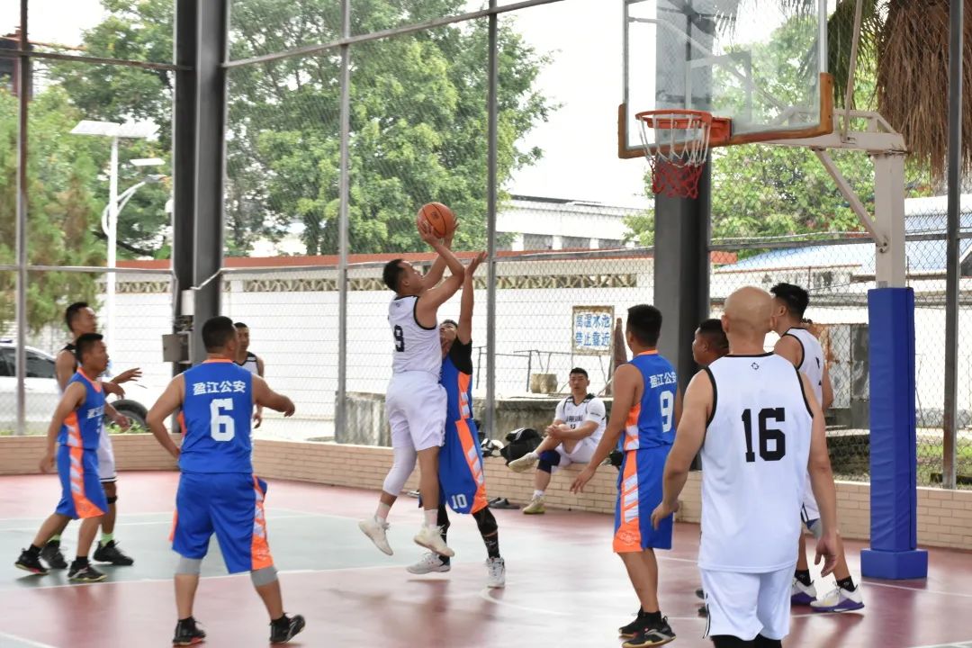 瑞丽边检国门,瑞丽口岸人员出入境通关流程指引