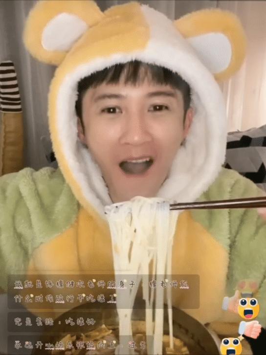 代言螺蛳粉的男星,卖螺蛳粉网红男扮女装好几个人