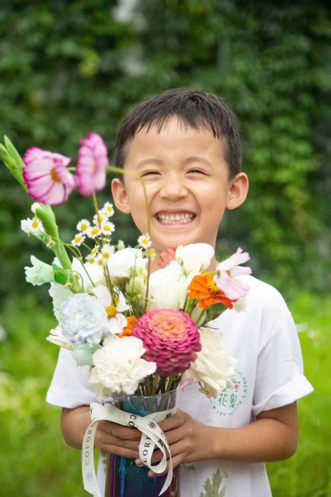 她是3个孩子的妈妈英语翻译,她是三个孩子的妈妈