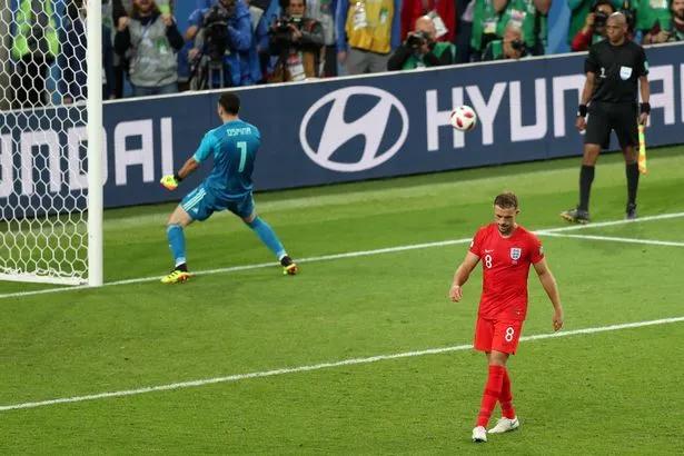 梅西点球和c罗点球,梅西点球和c罗点球的区别