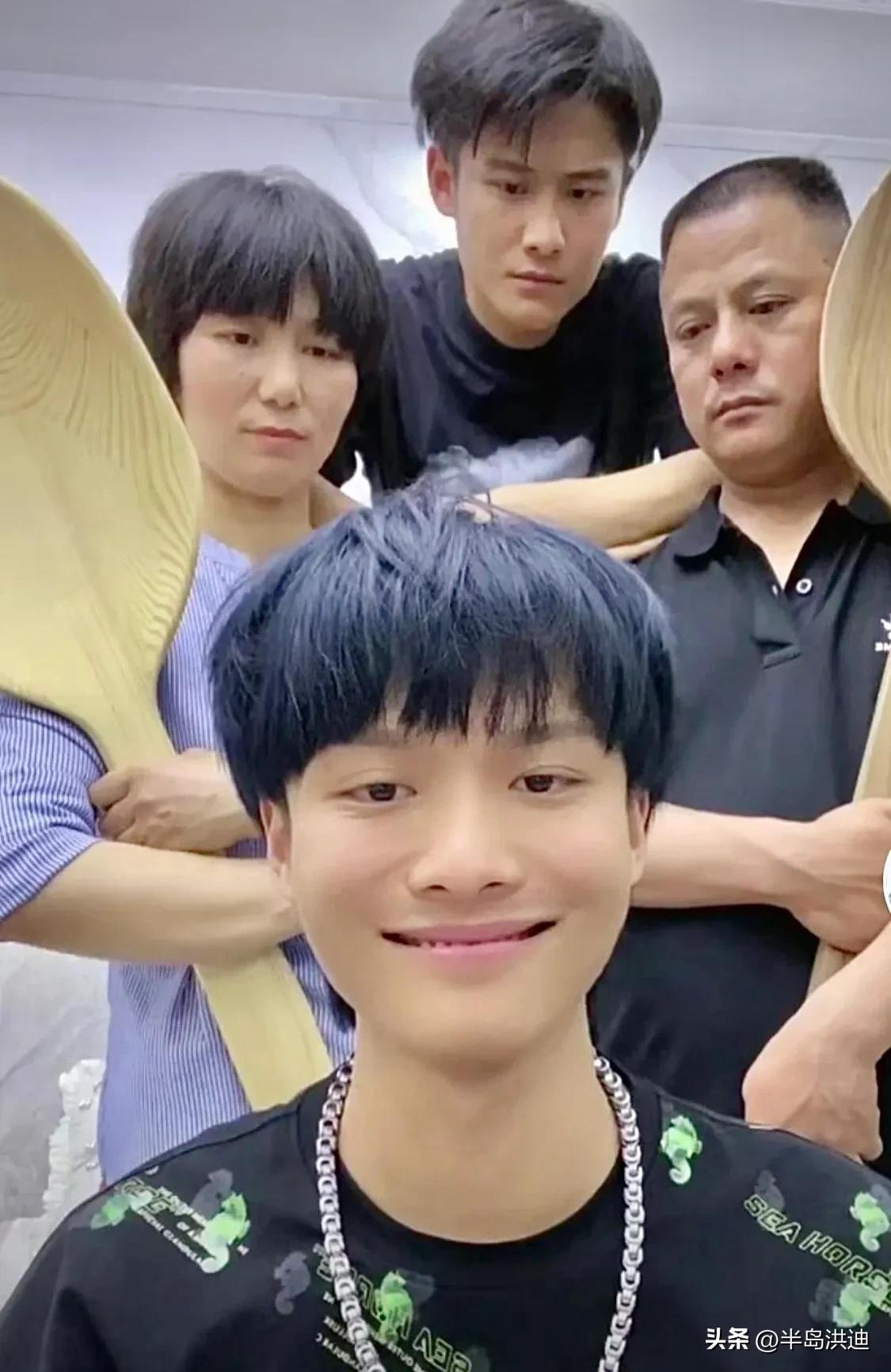 抖音粉丝量排名No1的达人，开公司做公益央视为其点赞