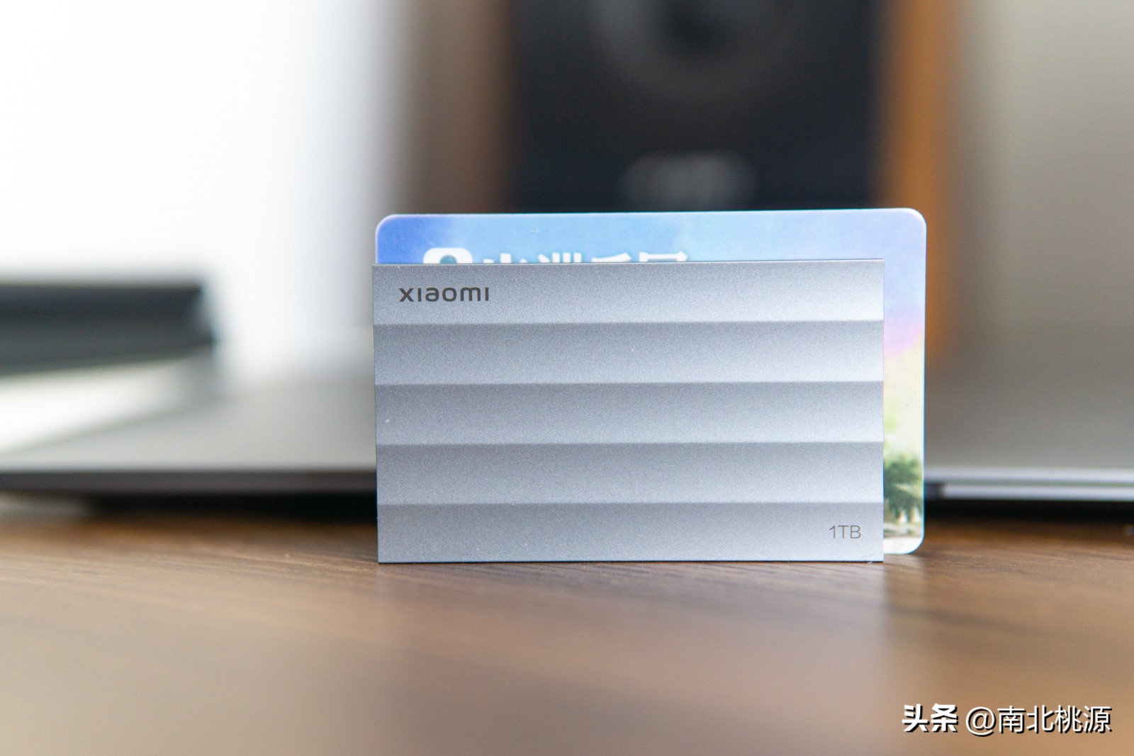 传输速度快的移动固态硬盘,耐用颜值高传输快的移动固态硬盘