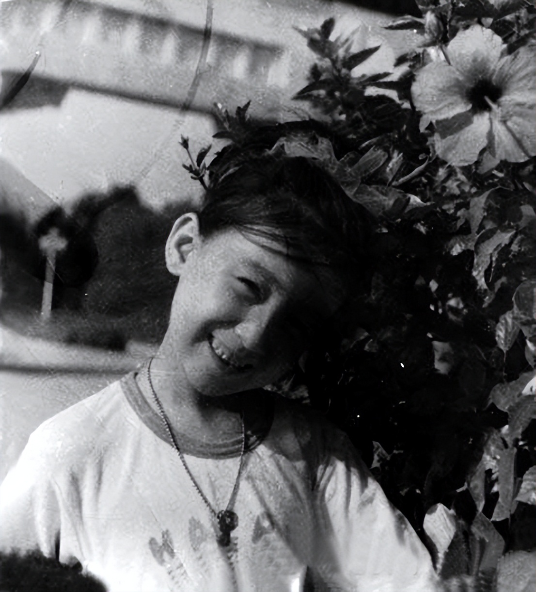 “大魔王”谭晶：当年高考她哭了3天，嫁给大9岁的院士幸福吗？