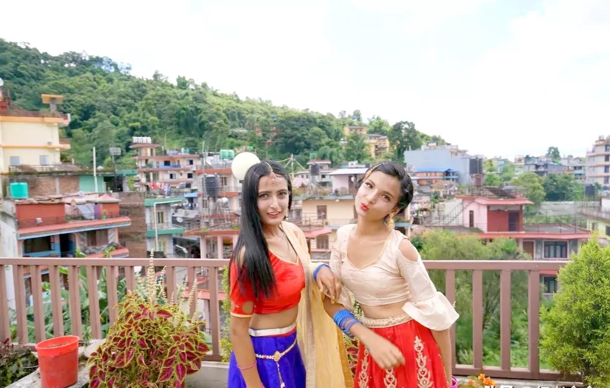 尼泊尔：铁打的别墅 流水的网红 你方唱罢我登场 分分合合又一年