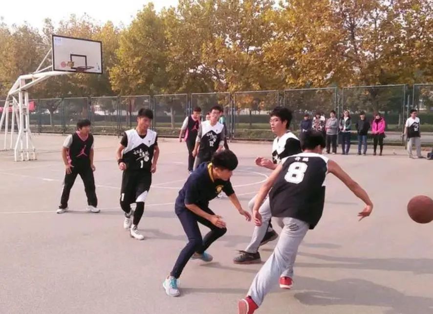 真正的大学生活到底应该是怎样的,真正的大学生活是怎样的