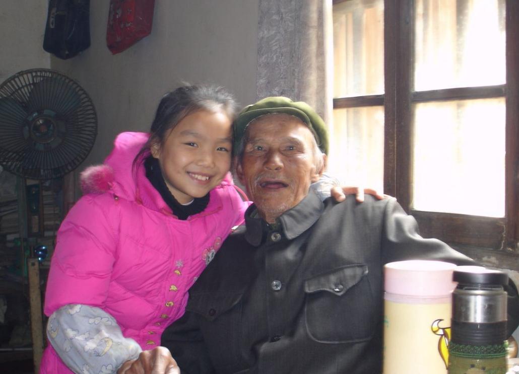 1984年，*小平邓**接见唐进新，闲聊时谈起江西，*小平邓**开了一个玩笑