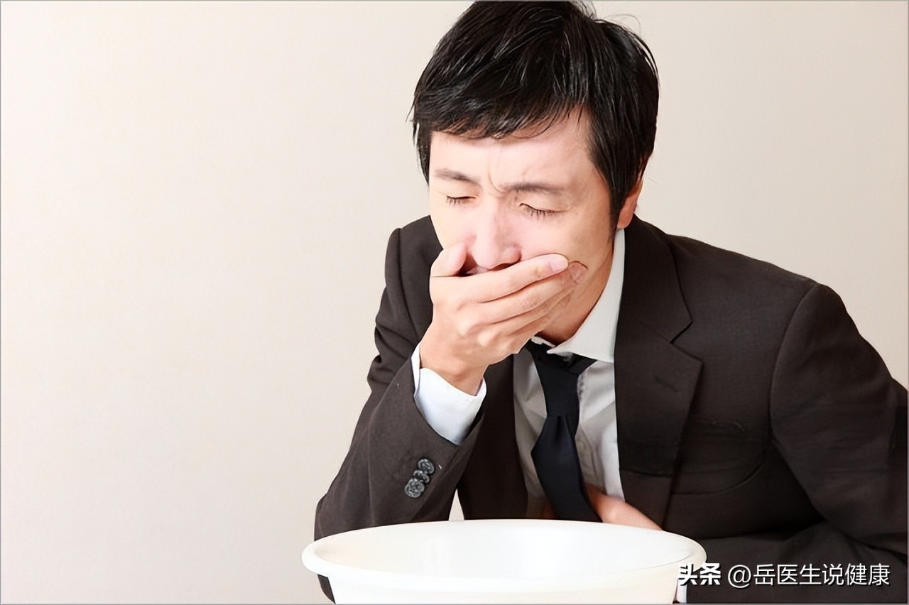 肾衰竭突然喘不过气,肾衰竭时为什么无尿