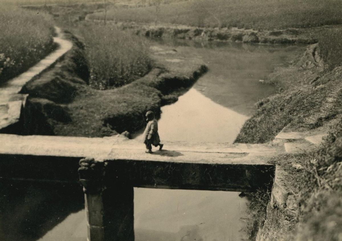 清末老照片晚清名伎貌美如花,老照片清末旗人贵妇貌美