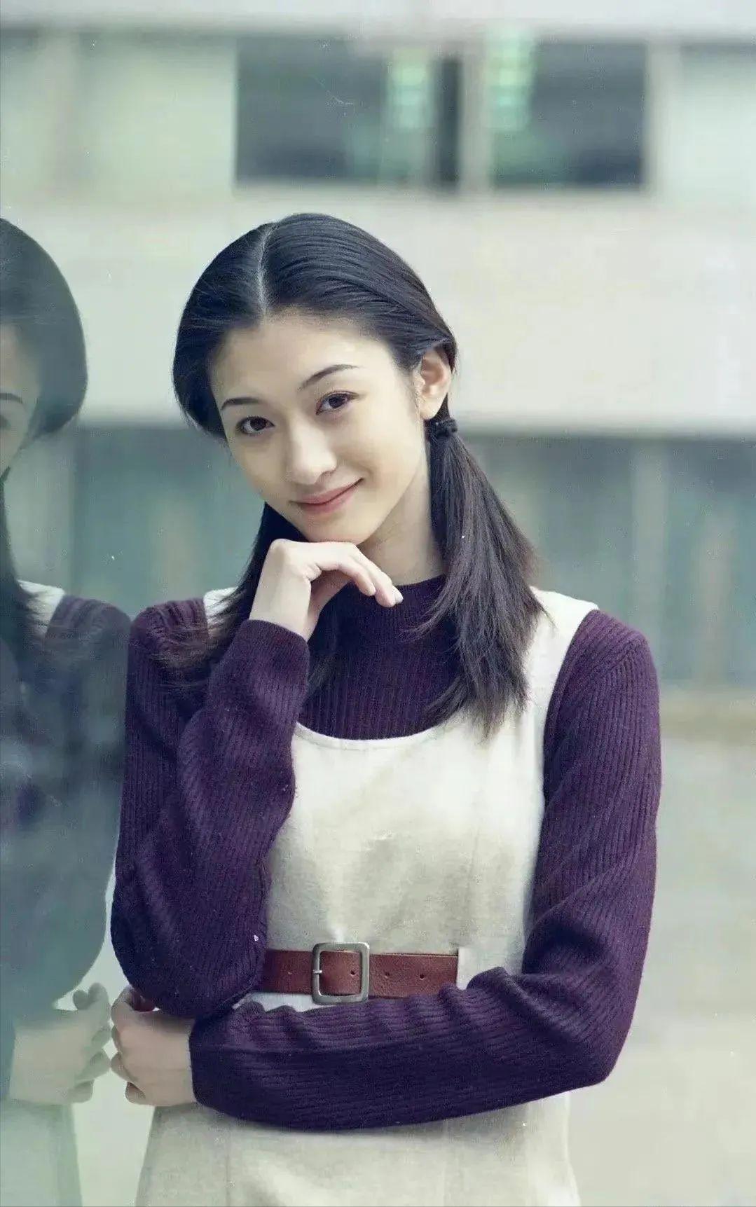 演员李小冉变化太大了吧,演员李小冉结过几次婚了