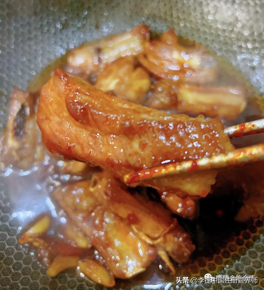 无锡酱排骨的家常做法,无锡酱排骨最正宗的做法