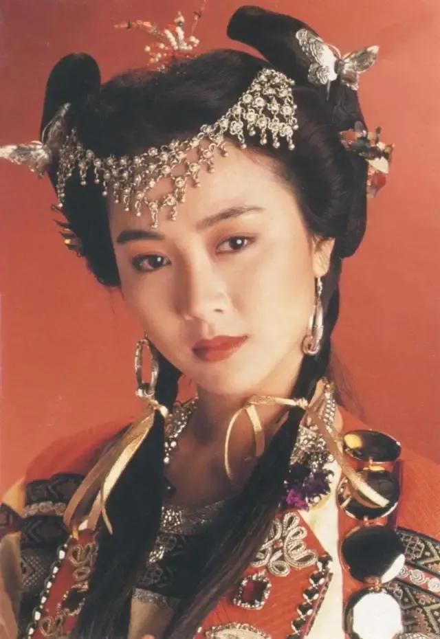 40岁左右的女港星现状,盘点40岁没结婚的港星