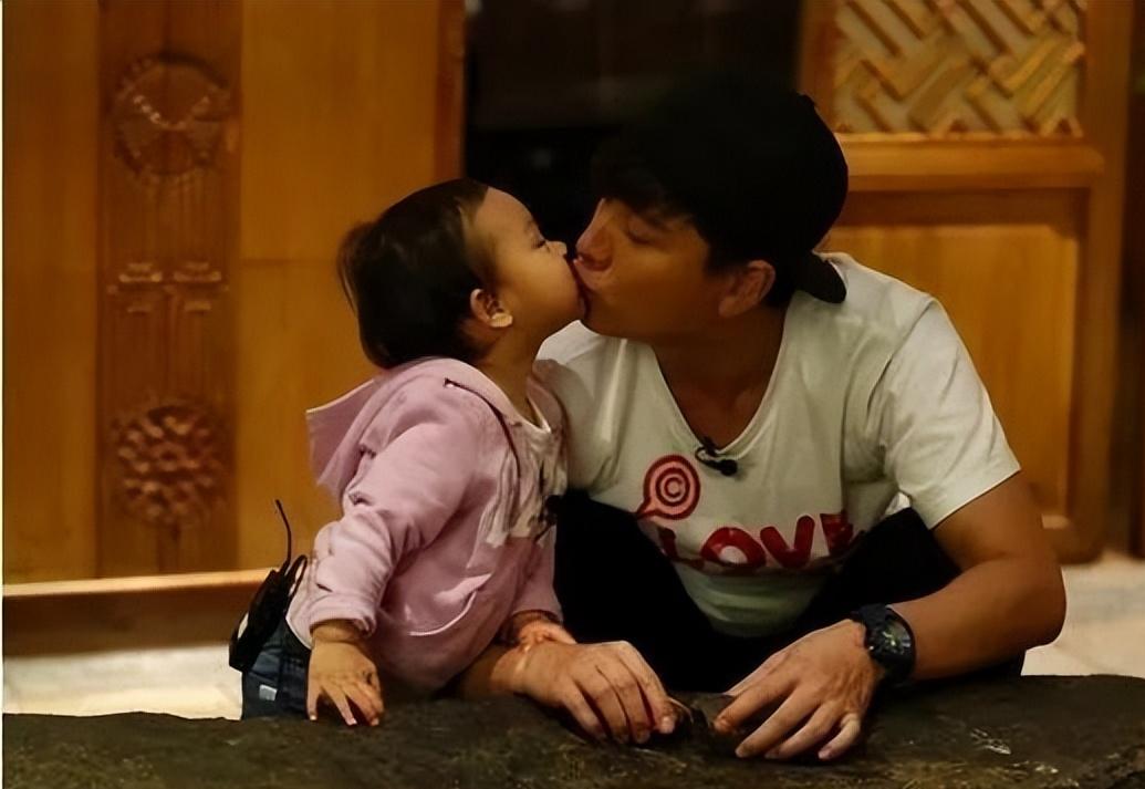 生活过得去头顶带点绿下一句,生活过得去头上带绿的句子