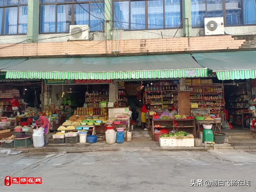 博白南城市场藏龙卧虎，摆摊卖肉小老板富甲流油