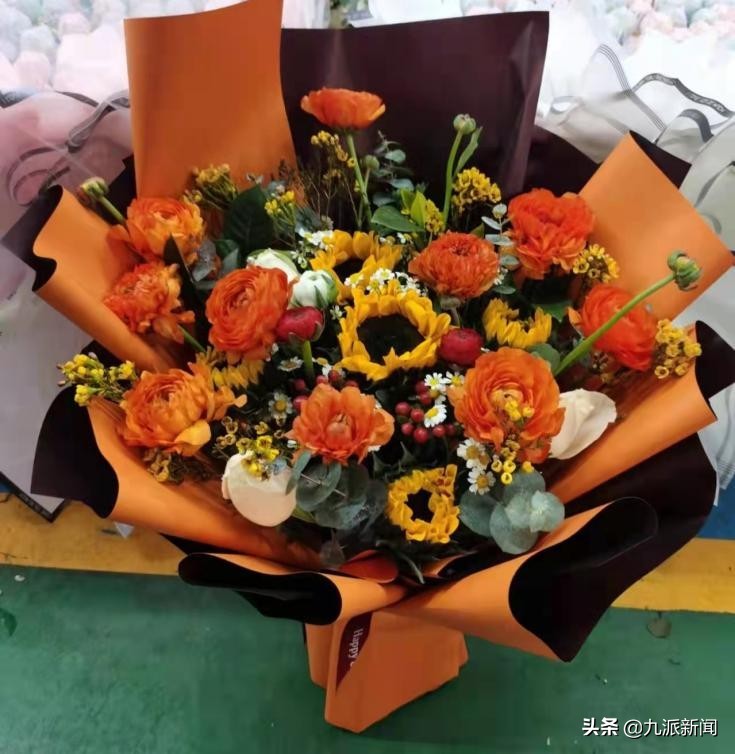 亚洲最大的鲜花市场招商,亚洲最大鲜花交易市场视频