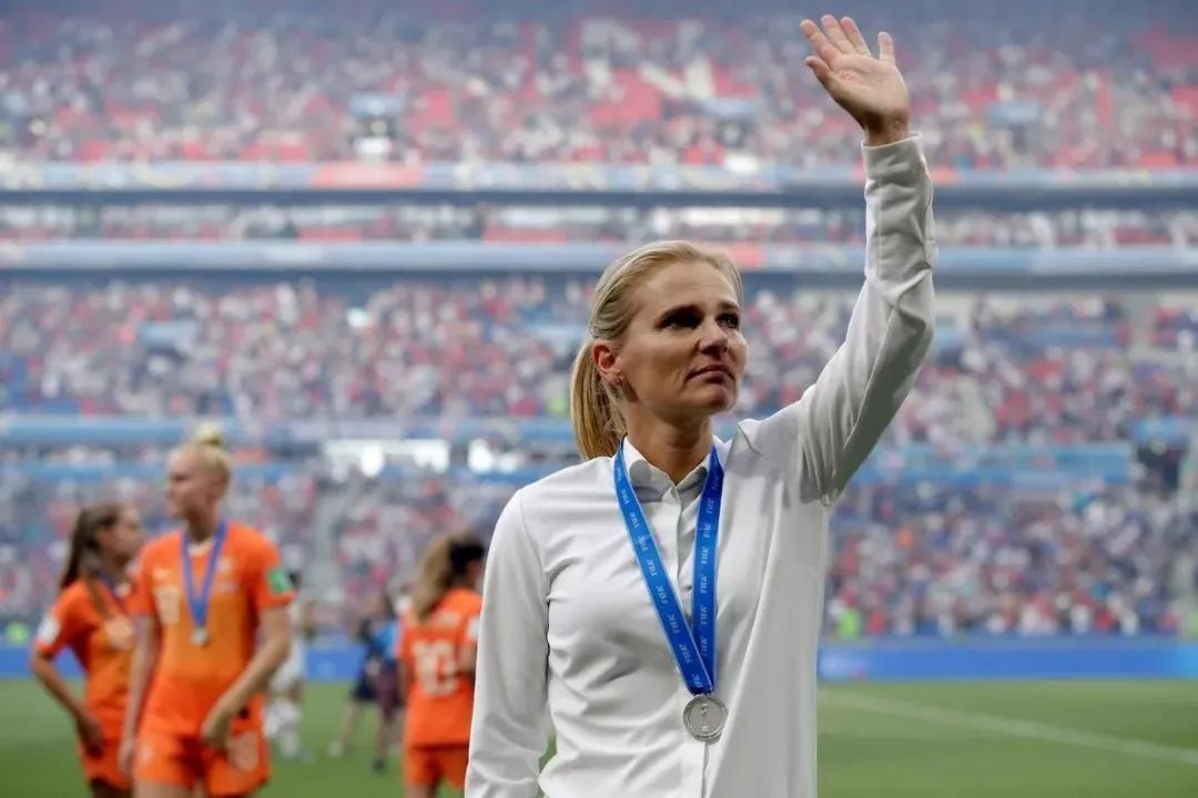 西班牙女足vs英格兰懂球帝截图,西班牙vs英格兰女足比赛