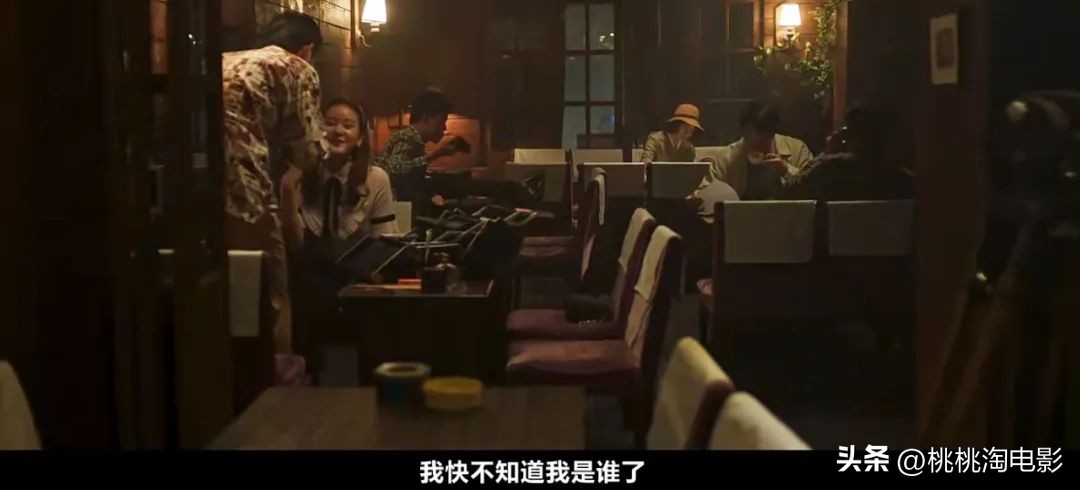 很感动，因为她一直还在坚持