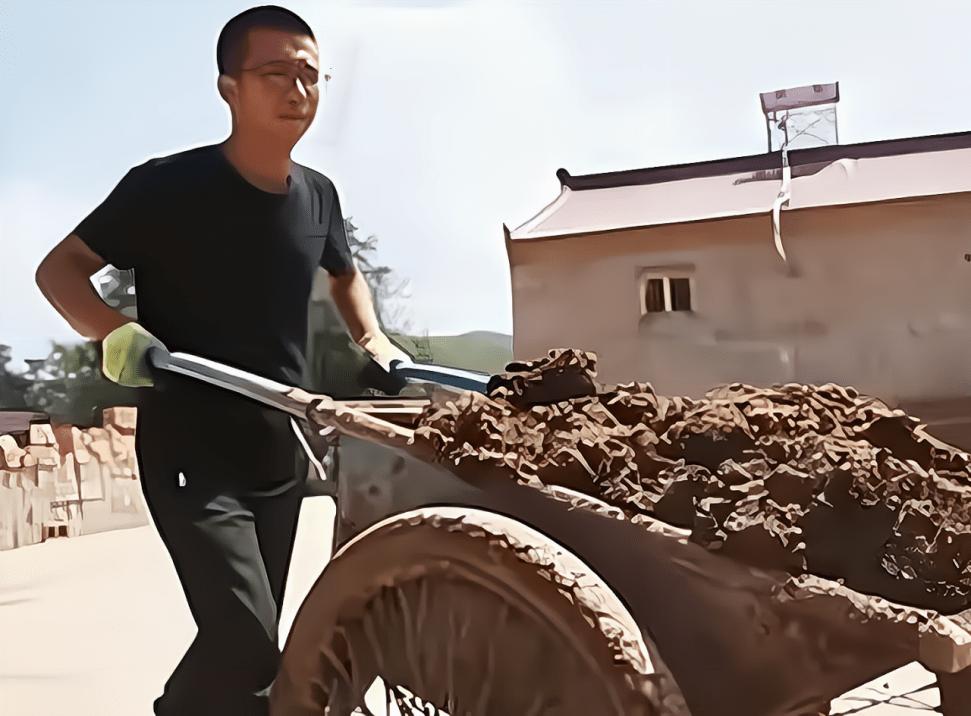 5年前,扬言“高考太简单,耽误我打工”的狂妄少年,现状如何?