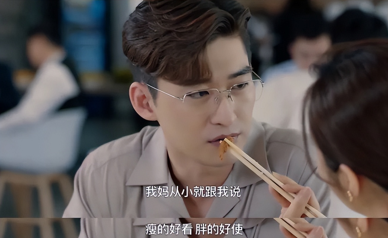 52岁演少女,借拍戏之名行咸猪手,影视圈这些畸形现象,该改改了