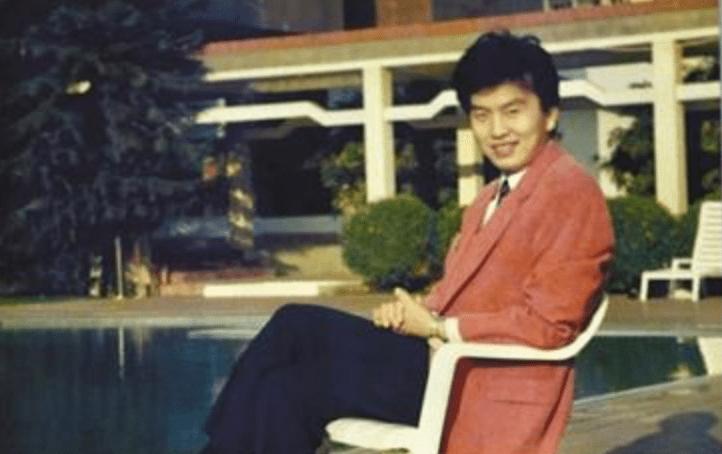 央视名嘴张泽群母亲瘫痪,张泽群母亲去世