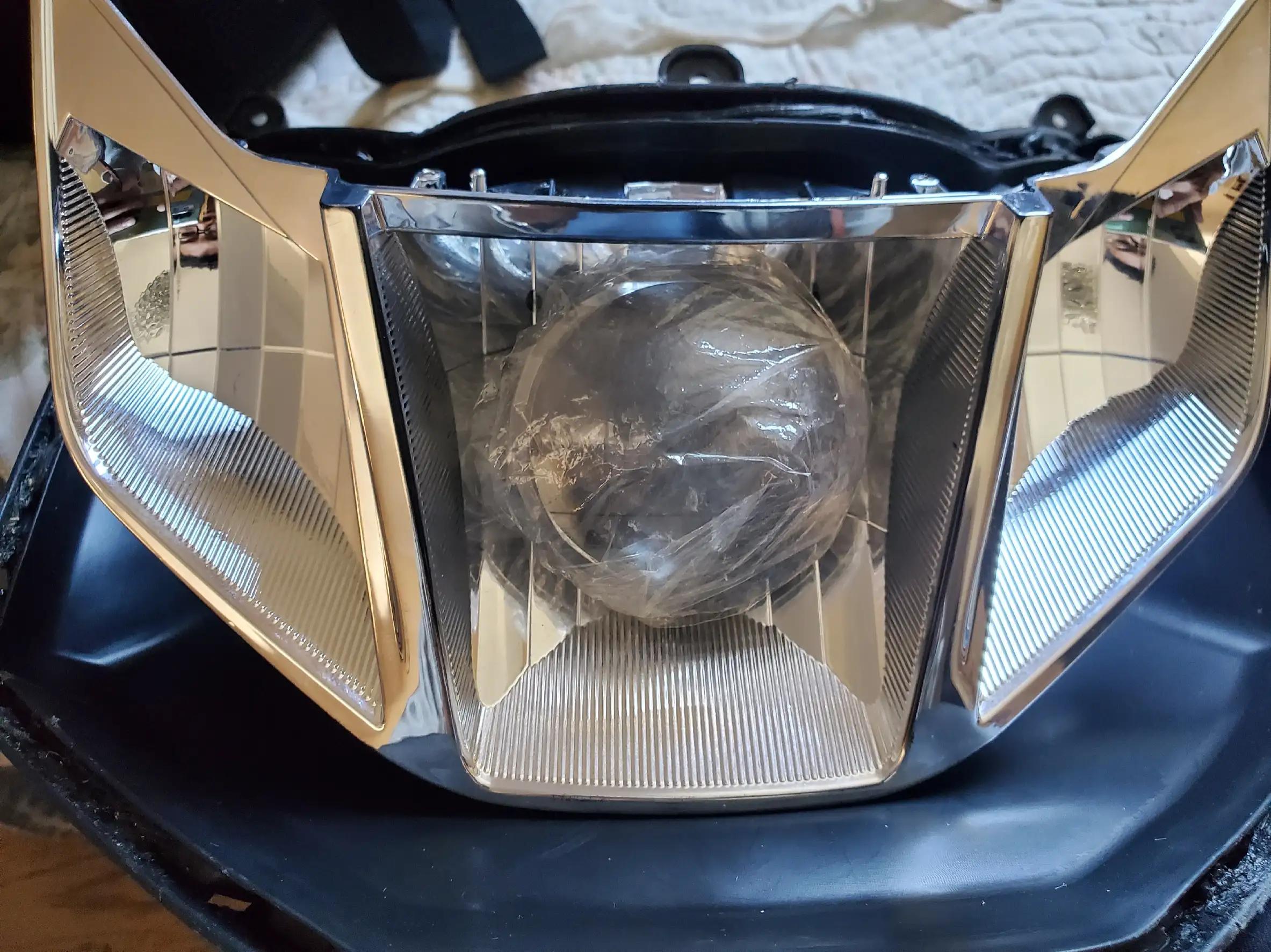 台铃x3eb更换小糸led透镜拆车大灯（具体步骤）