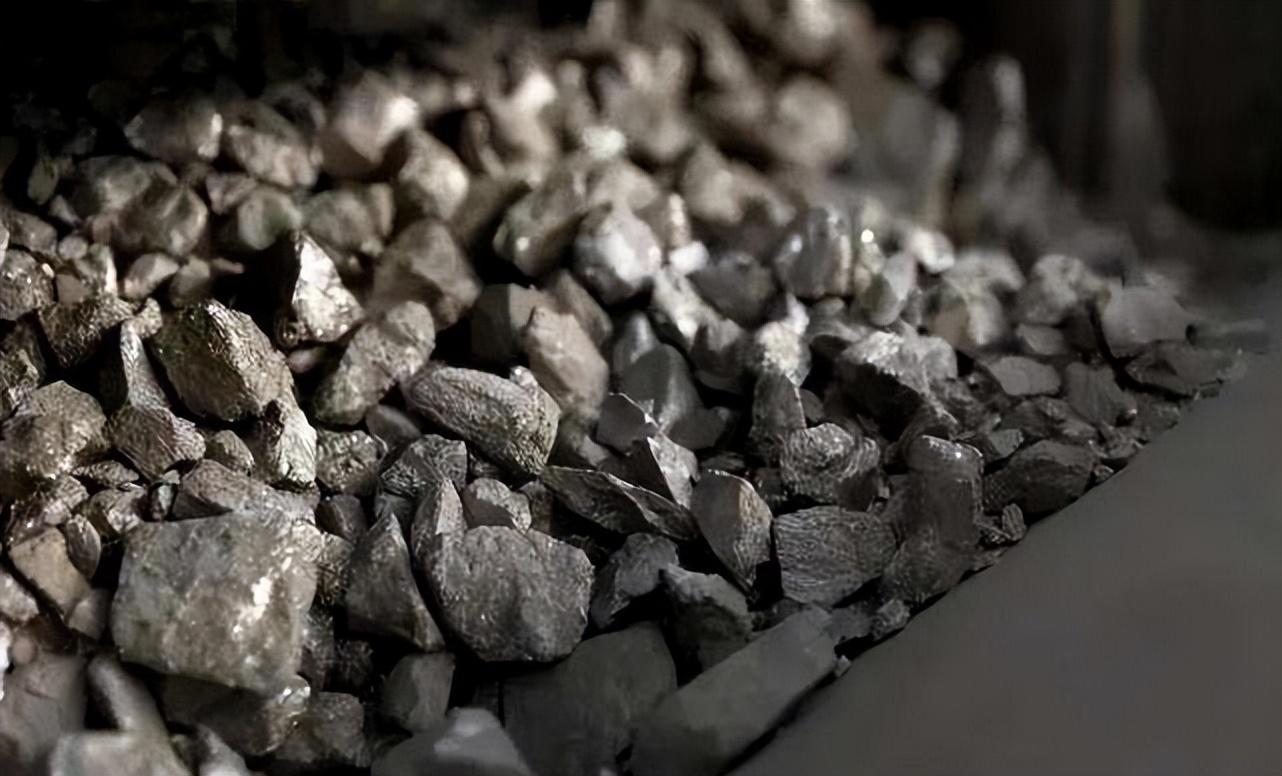 为什么不进口俄罗斯的铁矿石 (中国为什么不进口俄罗斯的铁矿石)