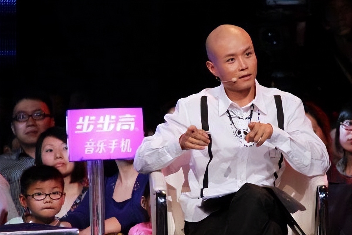 乐嘉定居哪里,乐嘉移民了吗