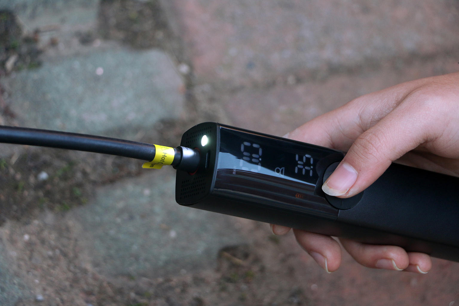 沃橙无线智能充气泵在什么地方买,户外超长续航充气泵