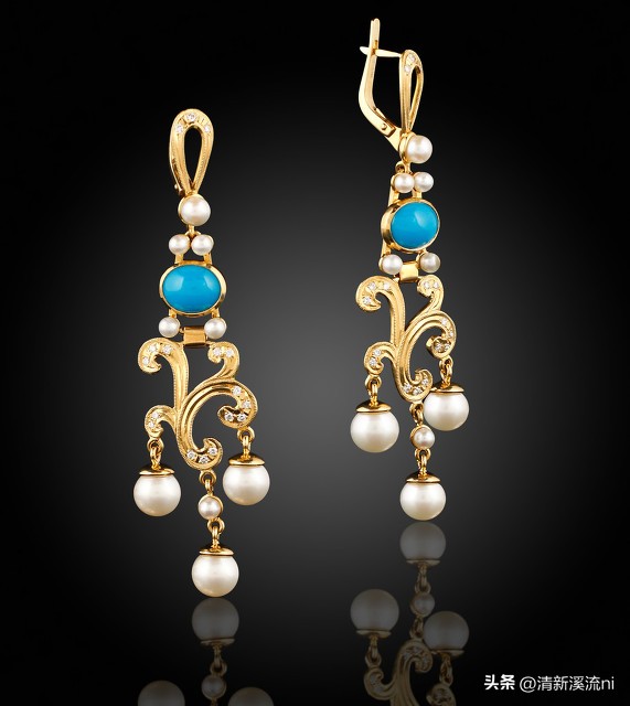 老板娘300克金镯子,老板娘戴什么手镯