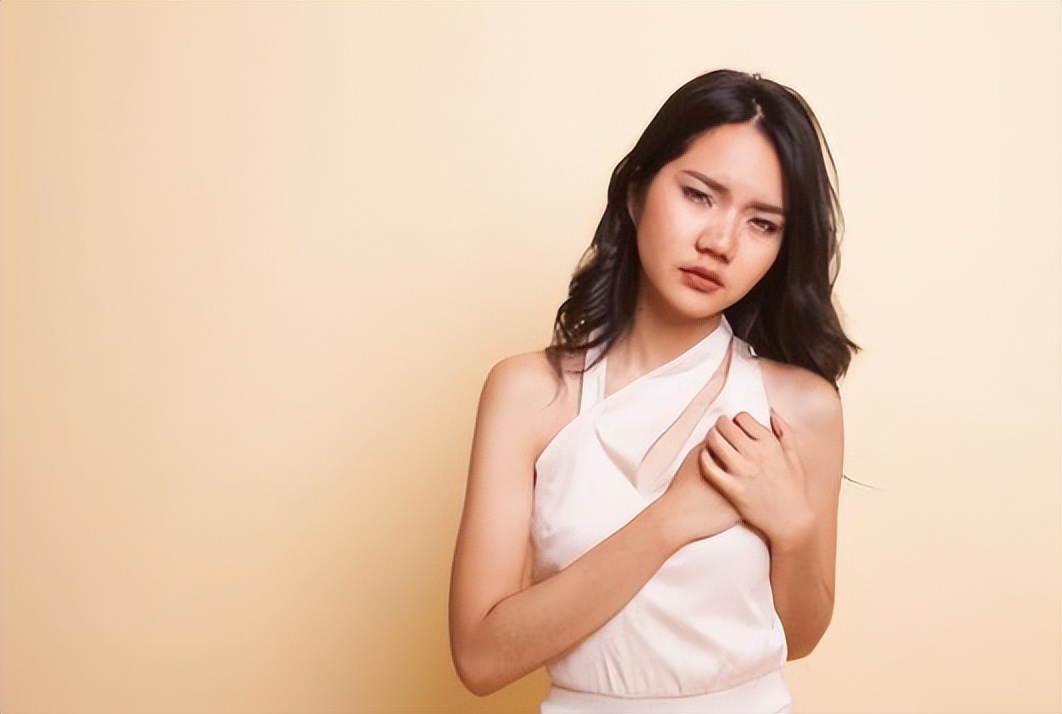 大姨妈结束以后一直有褐色分泌物,为什么月经结束后有褐色分泌物