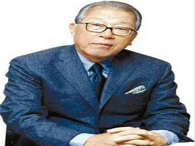 1965年田乐园登顶韩国赌王，随后的股权大战中，让何鸿燊败走麦城