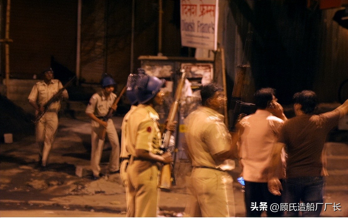 ak47大闹皇宫,08年印度孟买恐怖袭击事件