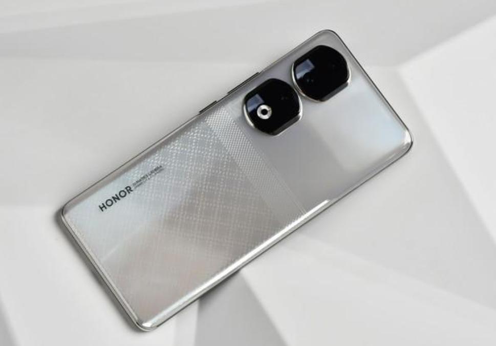 买手机考虑护眼哪款最好,现在买手机买哪一款的比较好