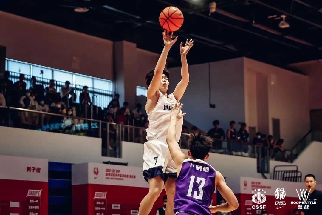 湖南地质中学男篮主教练,湖南省地质中学校长