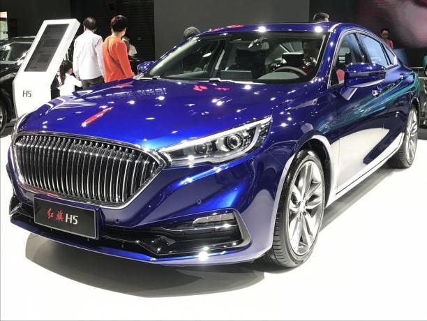 胎压2.5跑高速四个胎压不同正常吗,汽车胎压比建议胎压高0.2可以吗