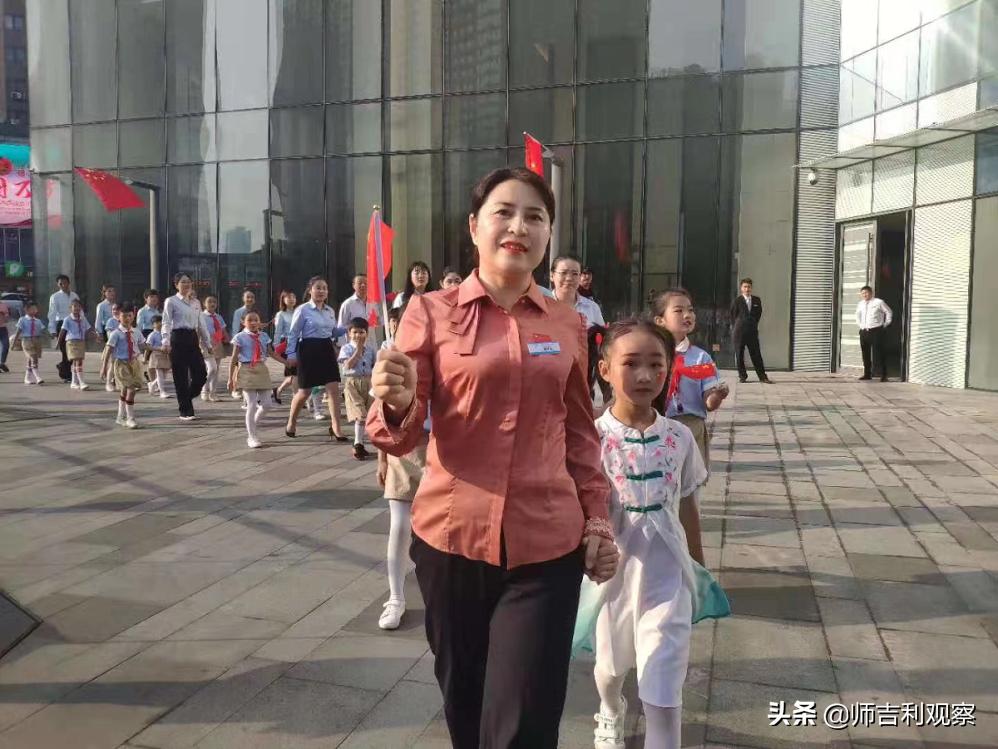 西咸新区沣东新城五小学校,西咸新区沣东新城小学排名前十名