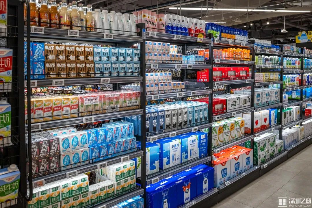 00后当业务员,00后在深圳打工生活