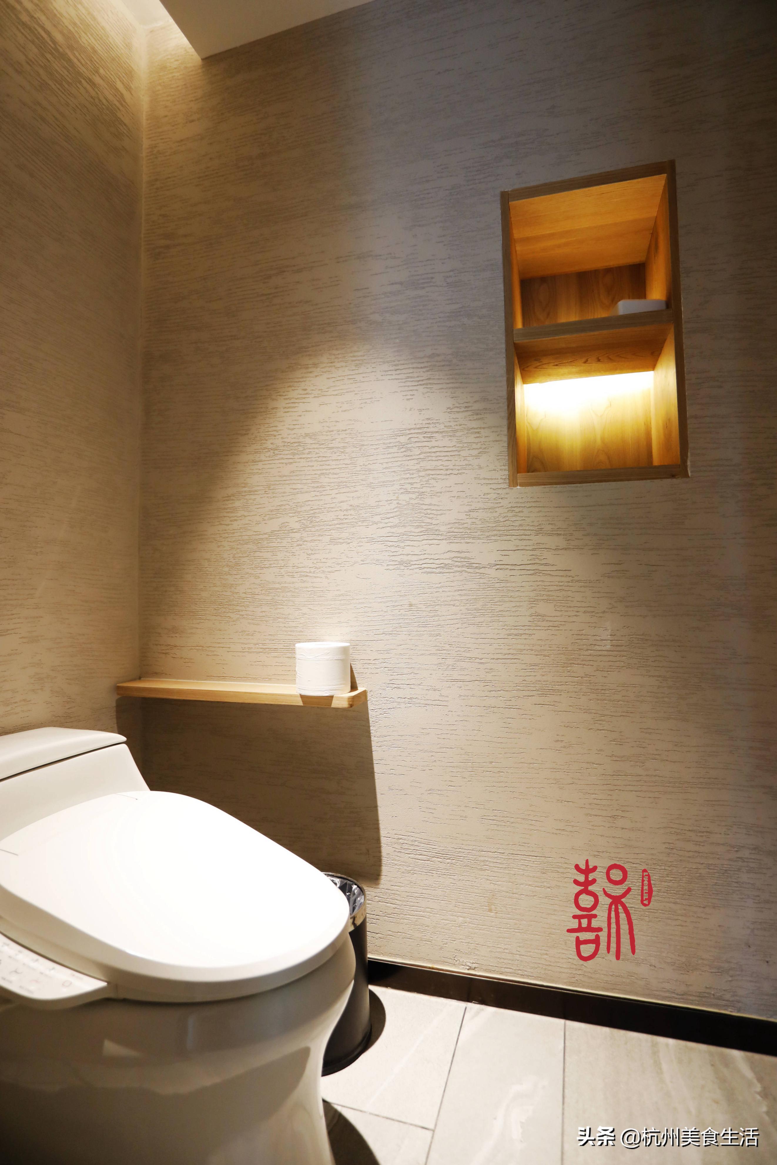 鏃犺竟娉虫睜澶忓ぉ,浠侀噷蹇冩硦鑾共姘戝