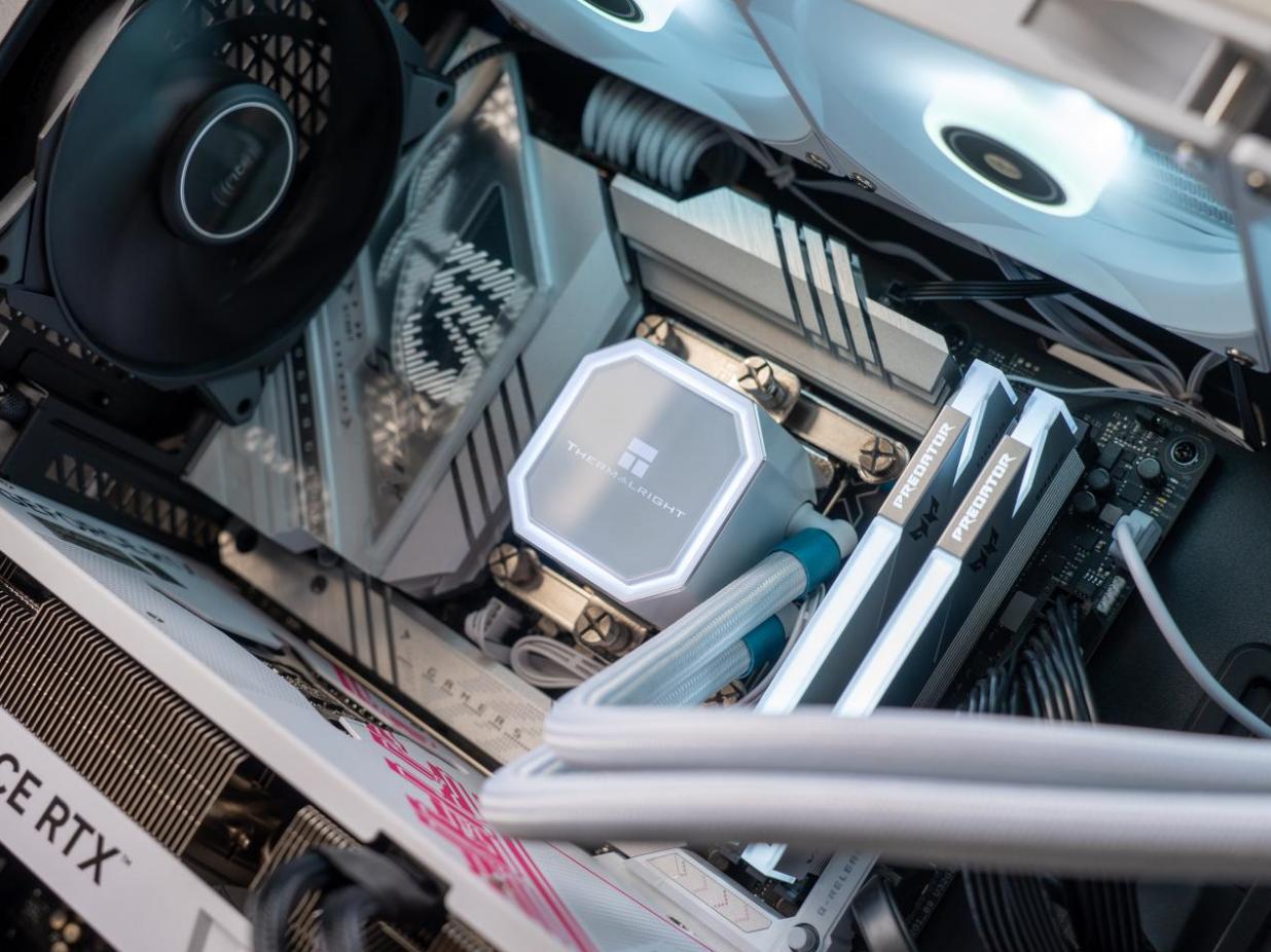 7800MHz动动手指就搞定了，人人都可以会的宏碁掠夺者D5超频教程