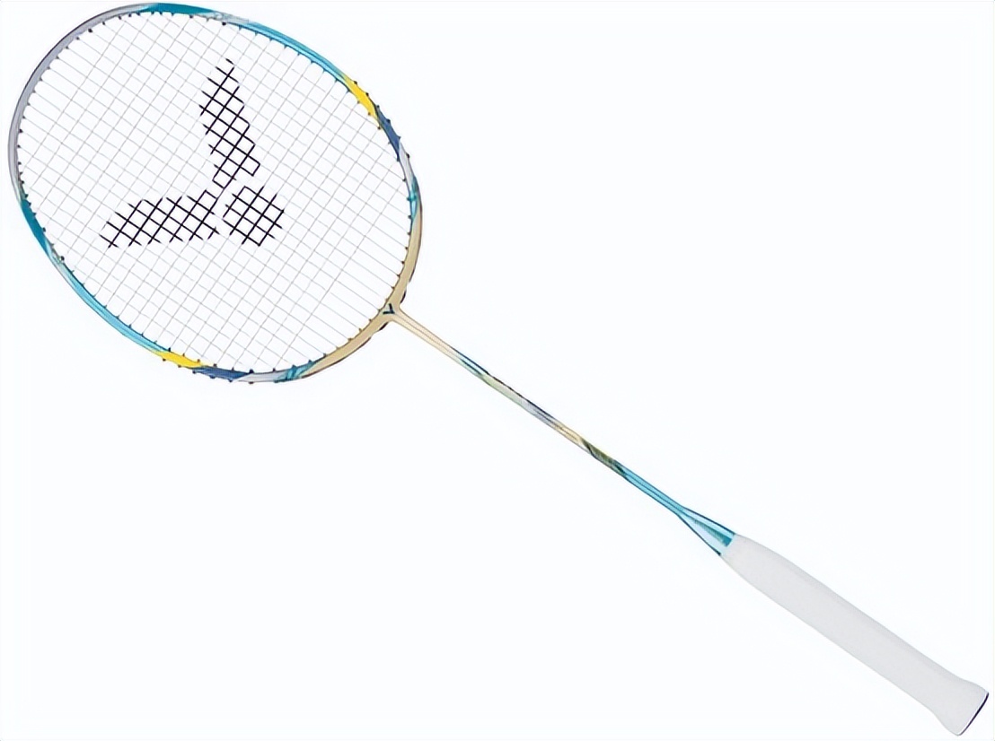 攻守兼备偏进攻羽毛球拍高端,羽毛球拍攻守兼备和进攻型区别