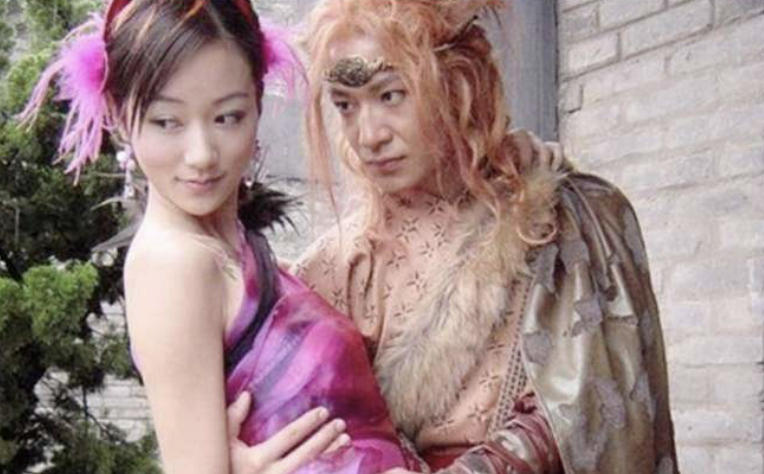 鸡毛穿一身、通天大脑门…国产神话剧的惊人造型,他们全都承包了