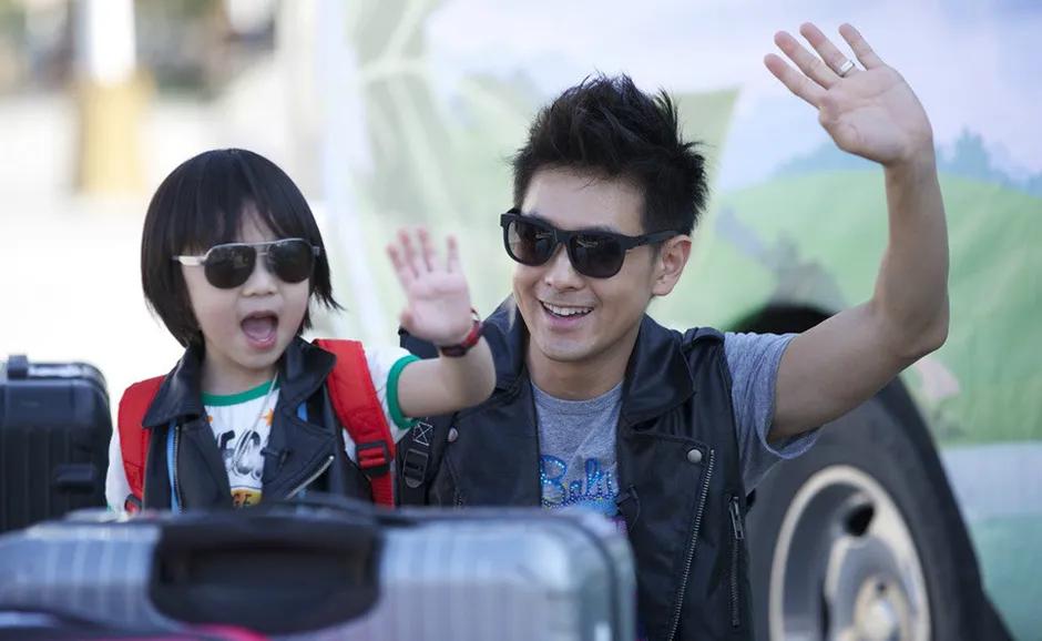 哇咔咔,释小龙原来和陈奕迅还有渊源